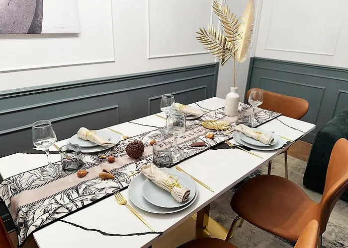 Lux Walk To Opera Lafayette Paris